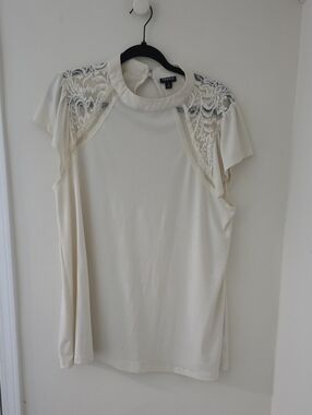Torrid Ivory Lace Trim Mock Neck Blouse Short Flutter Sleeve Top Plus Size 2